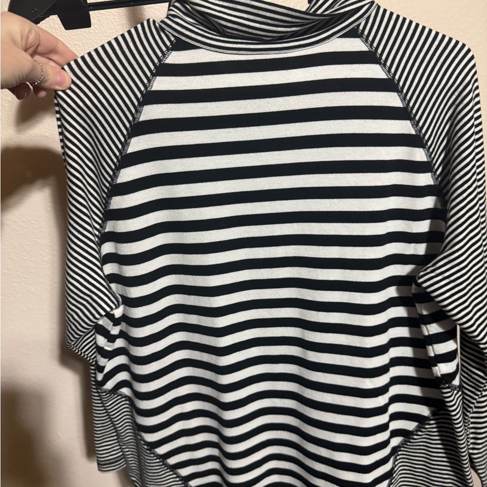 Ruby Rd. Black and White Striped Top - Picture 4 of 4